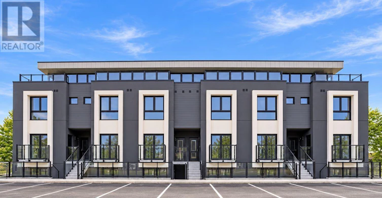 311-6638 Mcleod Road, Niagara Falls, ON, L2G 3G5 - 2