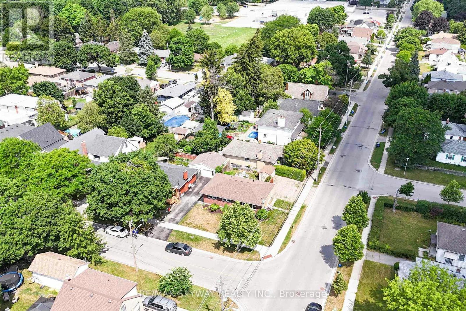 724 Brant Street, London, ON, N5Y 3N1 - 12