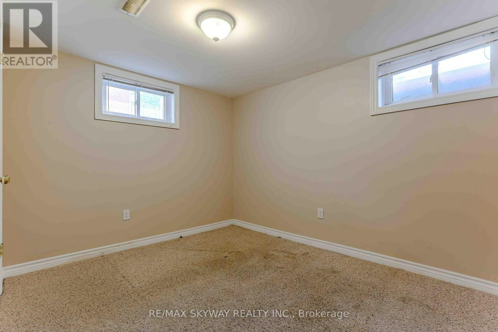 724 Brant Street, London, ON, N5Y 3N1 - 36