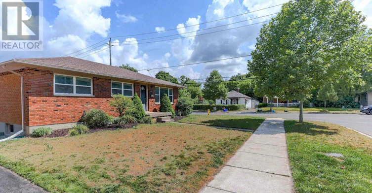 724 Brant Street, London, ON, N5Y 3N1 - 3