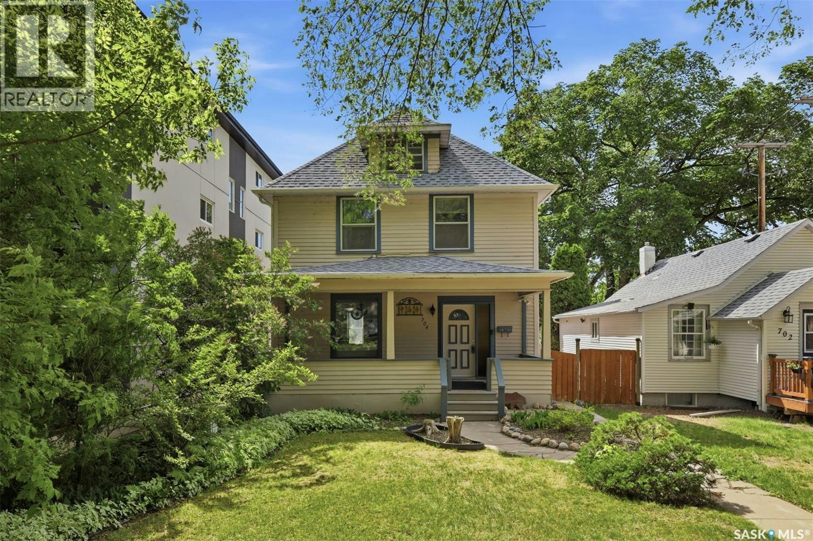 704 Mcpherson Avenue, Saskatoon, SK, S7N 0X8