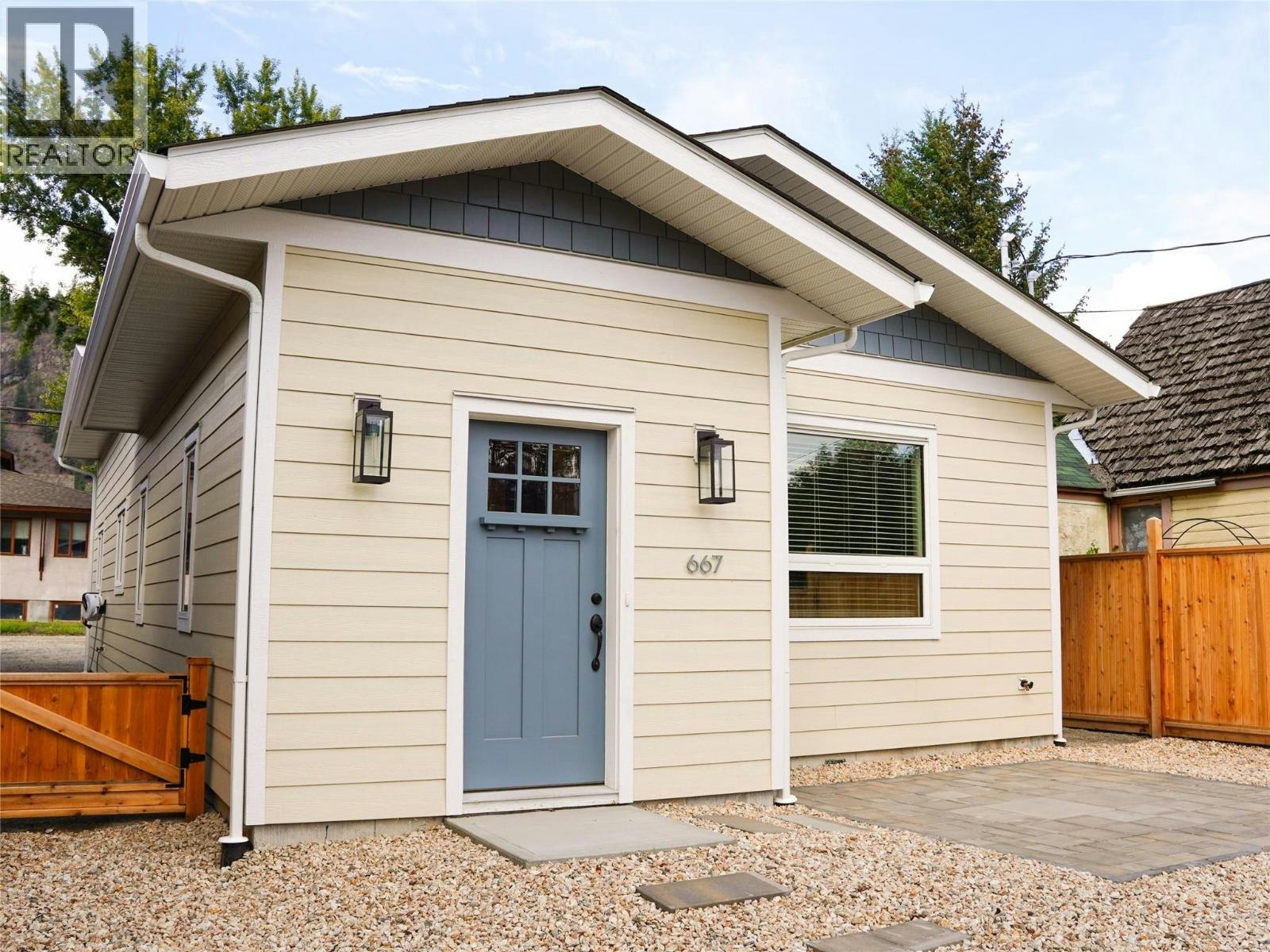 667 72nd Avenue, Grand Forks, BC, V0H 1H0
