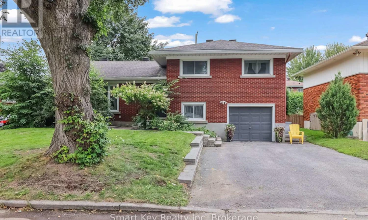 1165 Cline Cres Crescent