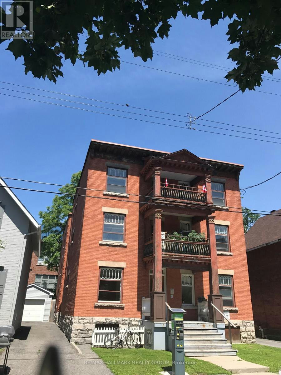 5-421 Lisgar Street, Ottawa, ON, K1R 5G9