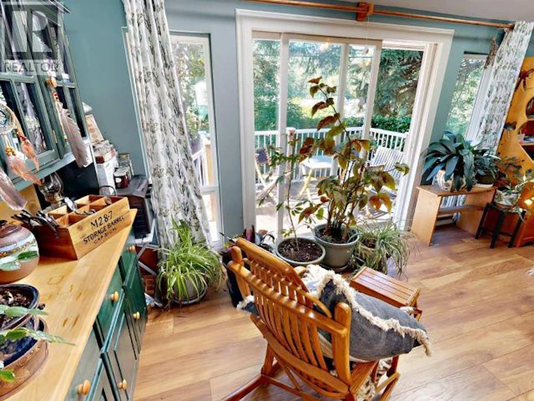 5836 Mowat Avenue, Powell River, BC, V8A 4C1 - 7