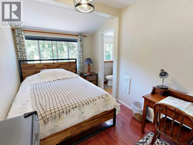 5836 Mowat Avenue, Powell River, BC, V8A 4C1 - 19