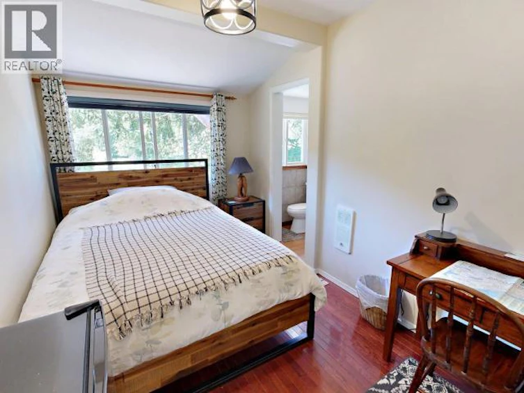5836 Mowat Avenue, Powell River, BC, V8A 4C1 - 19