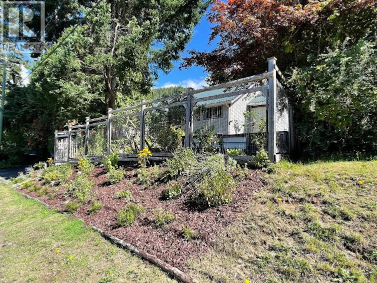 5836 Mowat Avenue, Powell River, BC, V8A 4C1 - 40