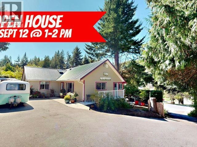 5836 Mowat Avenue, Powell River, BC, V8A 4C1