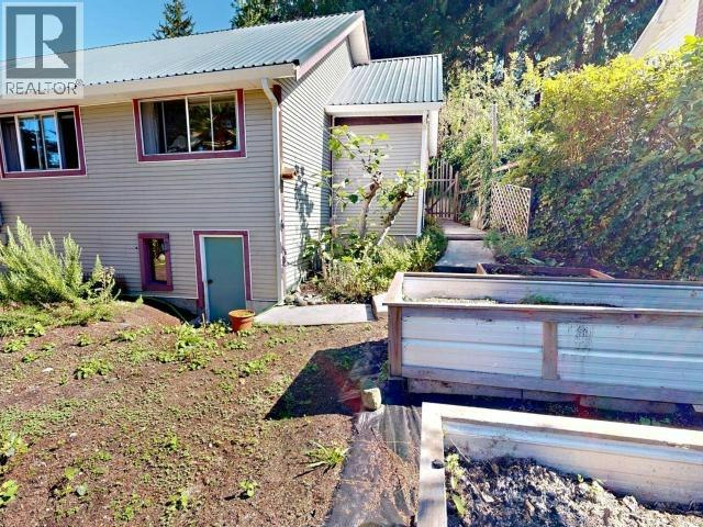 5836 Mowat Avenue, Powell River, BC, V8A 4C1 - 31