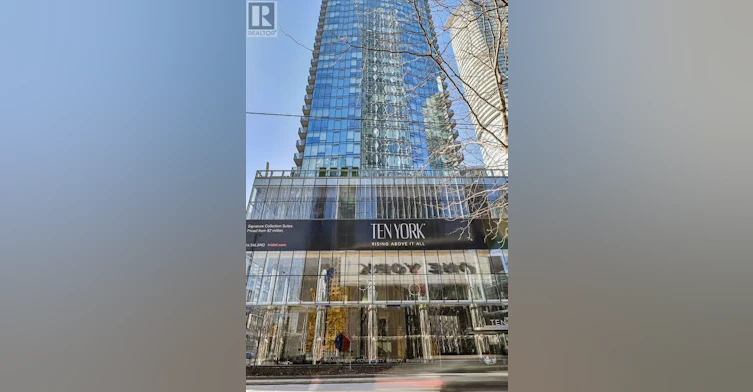 5410-10 York Street, Toronto, ON, M5J 0E1