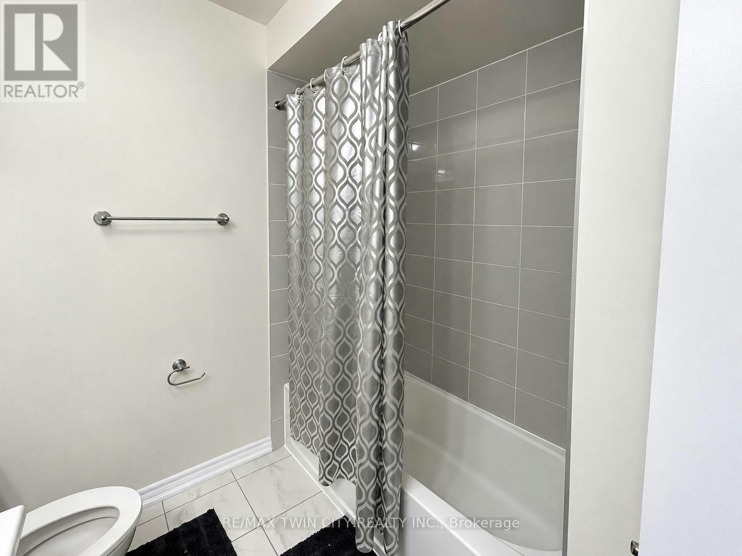 207 Broadacre Drive, Kitchener, ON, N2R 0S5 - 13