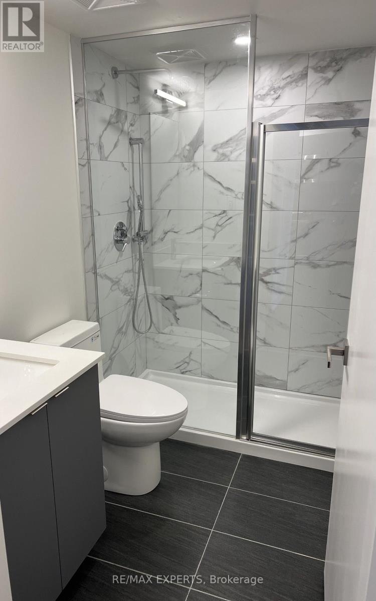 925-500 Wilson Avenue, Toronto, ON, M3H 0E5 - 12