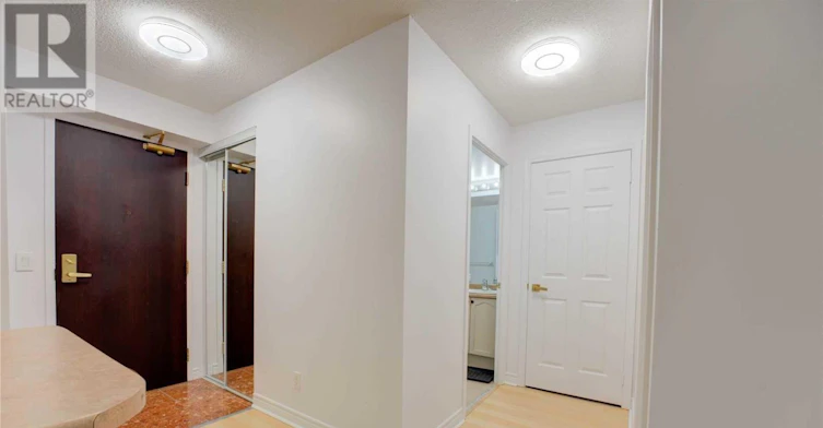 1509-30 Grand Trunk Crescent, Toronto, ON, M5J 3A4 - 7