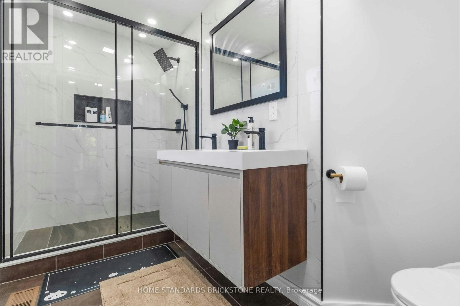 MAIN-220 Torresdale Avenue, Toronto, ON, M2R 3E8 - 16