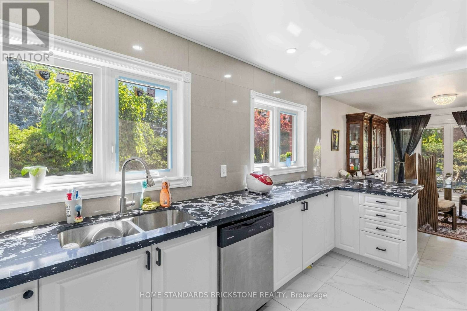 MAIN-220 Torresdale Avenue, Toronto, ON, M2R 3E8 - 8