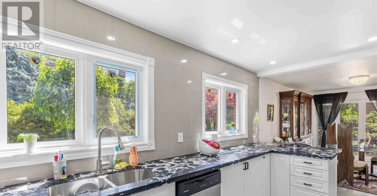 MAIN-220 Torresdale Avenue, Toronto, ON, M2R 3E8 - 8