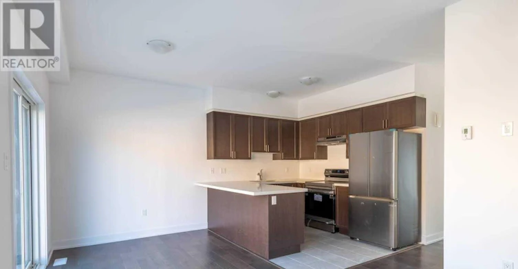 36 South Park Lane, Barrie, ON, L9J 0M8