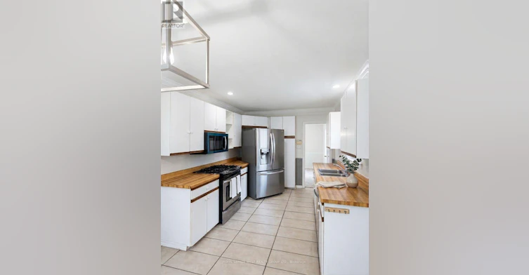 128 Stuart Street E, London, ON, N5Y 1S6 - 3