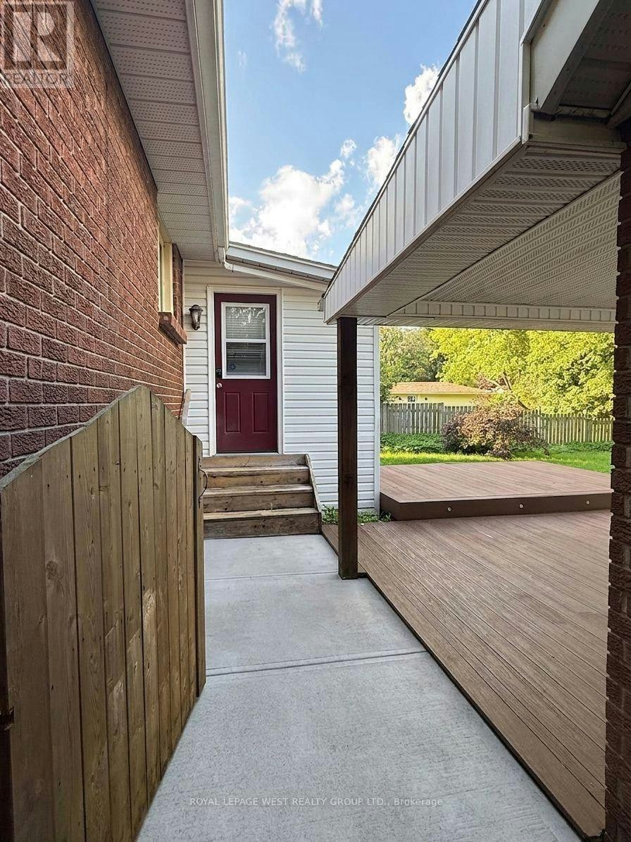 128 Stuart Street E, London, ON, N5Y 1S6 - 7