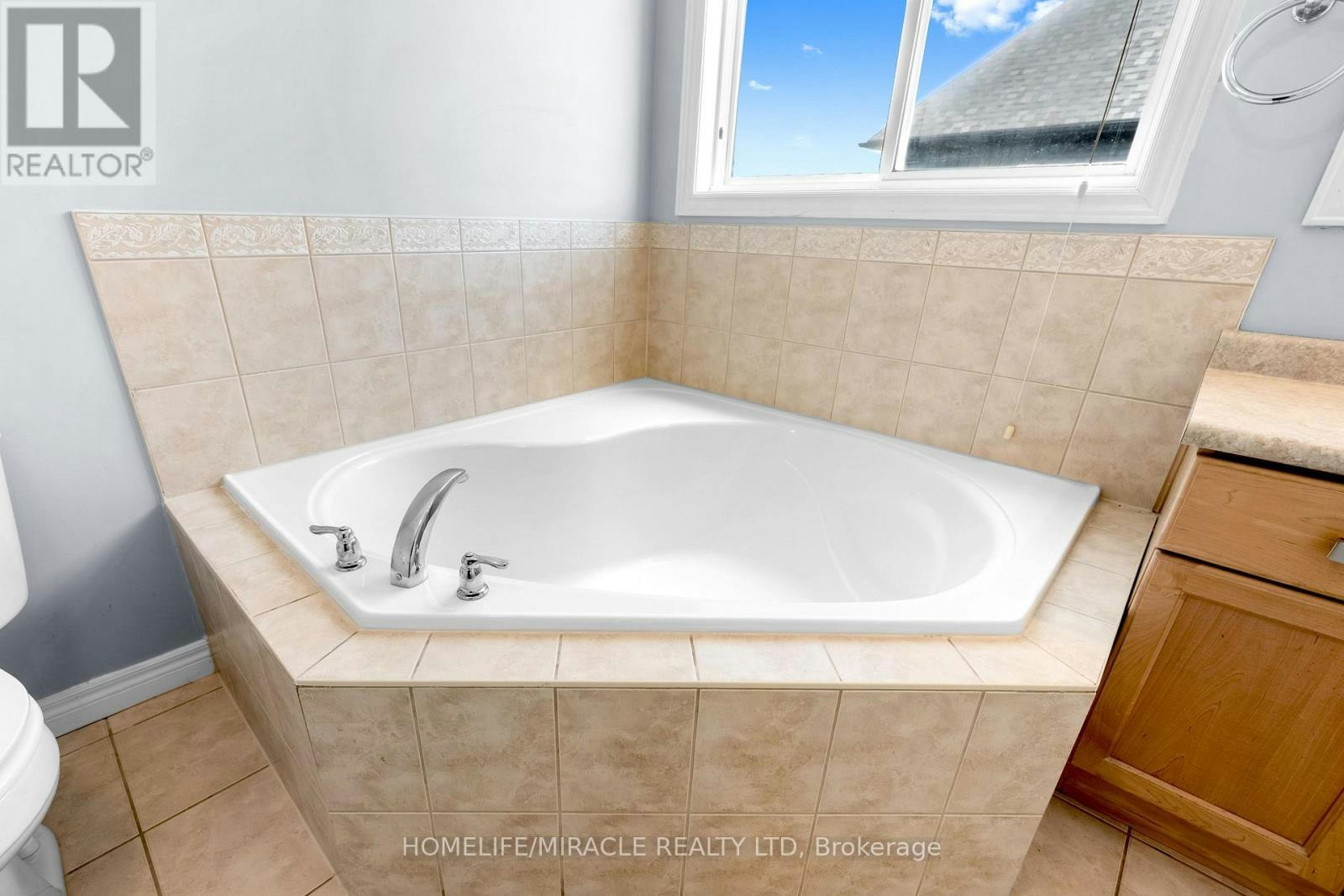 4 Clairfields Drive W, Guelph, ON, N1G 5H5 - 32
