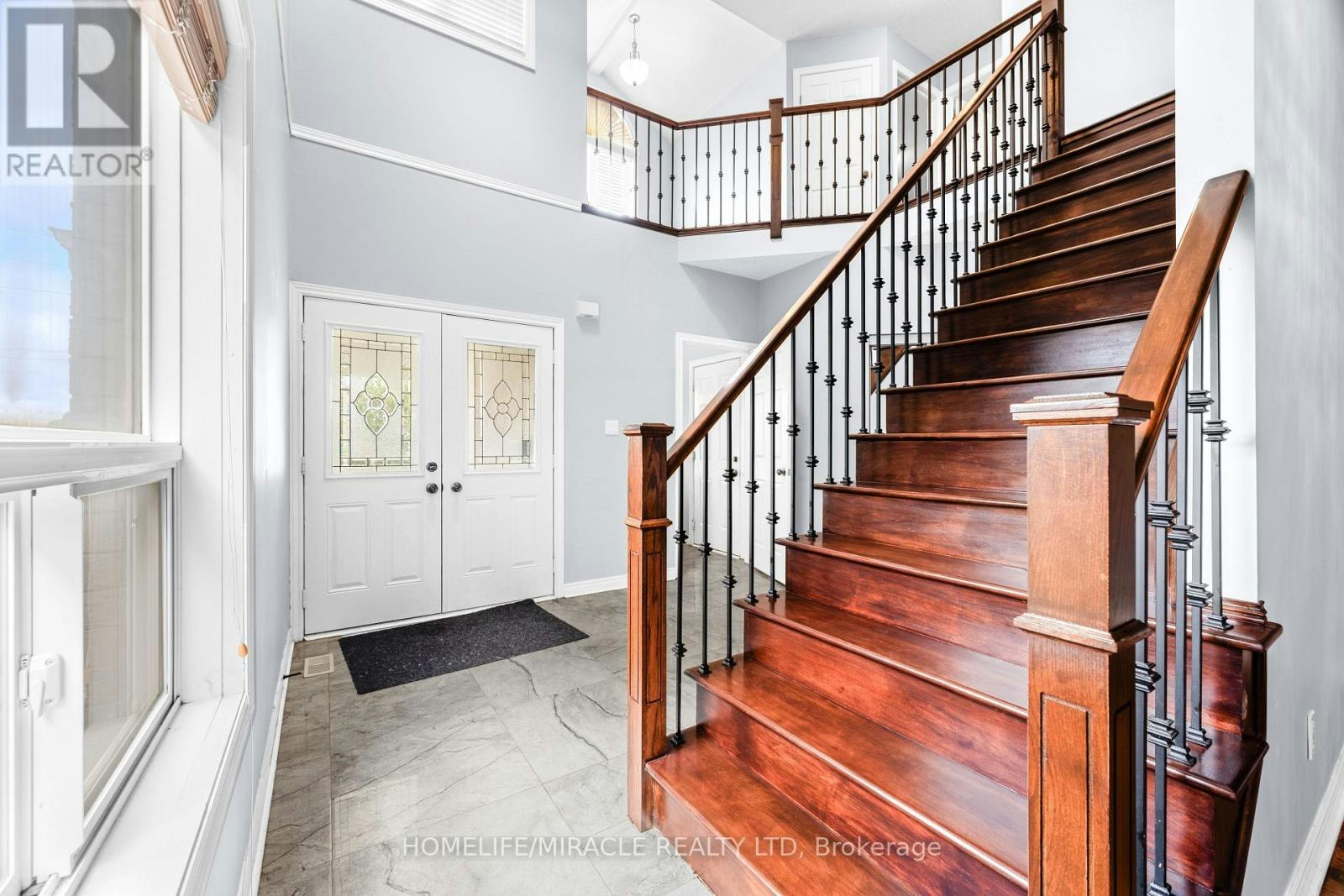 4 Clairfields Drive W, Guelph, ON, N1G 5H5 - 4
