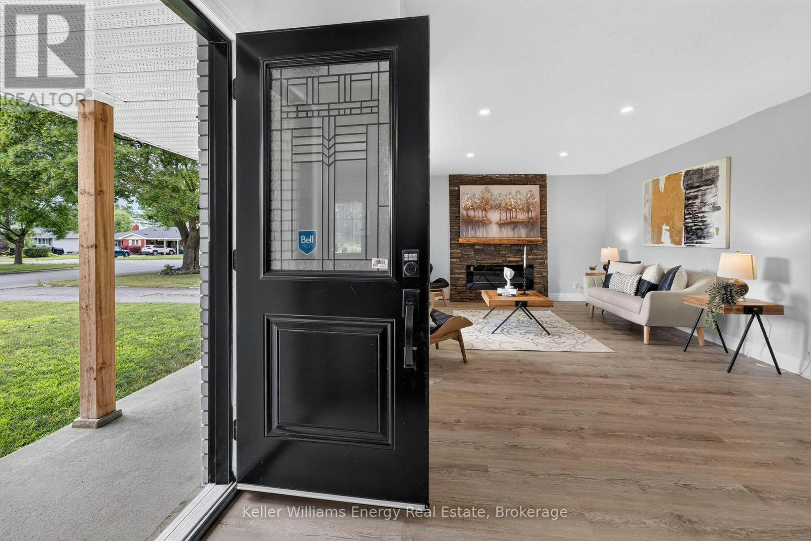 7 Glenarden Crescent, Belleville, ON, K8P 2B9