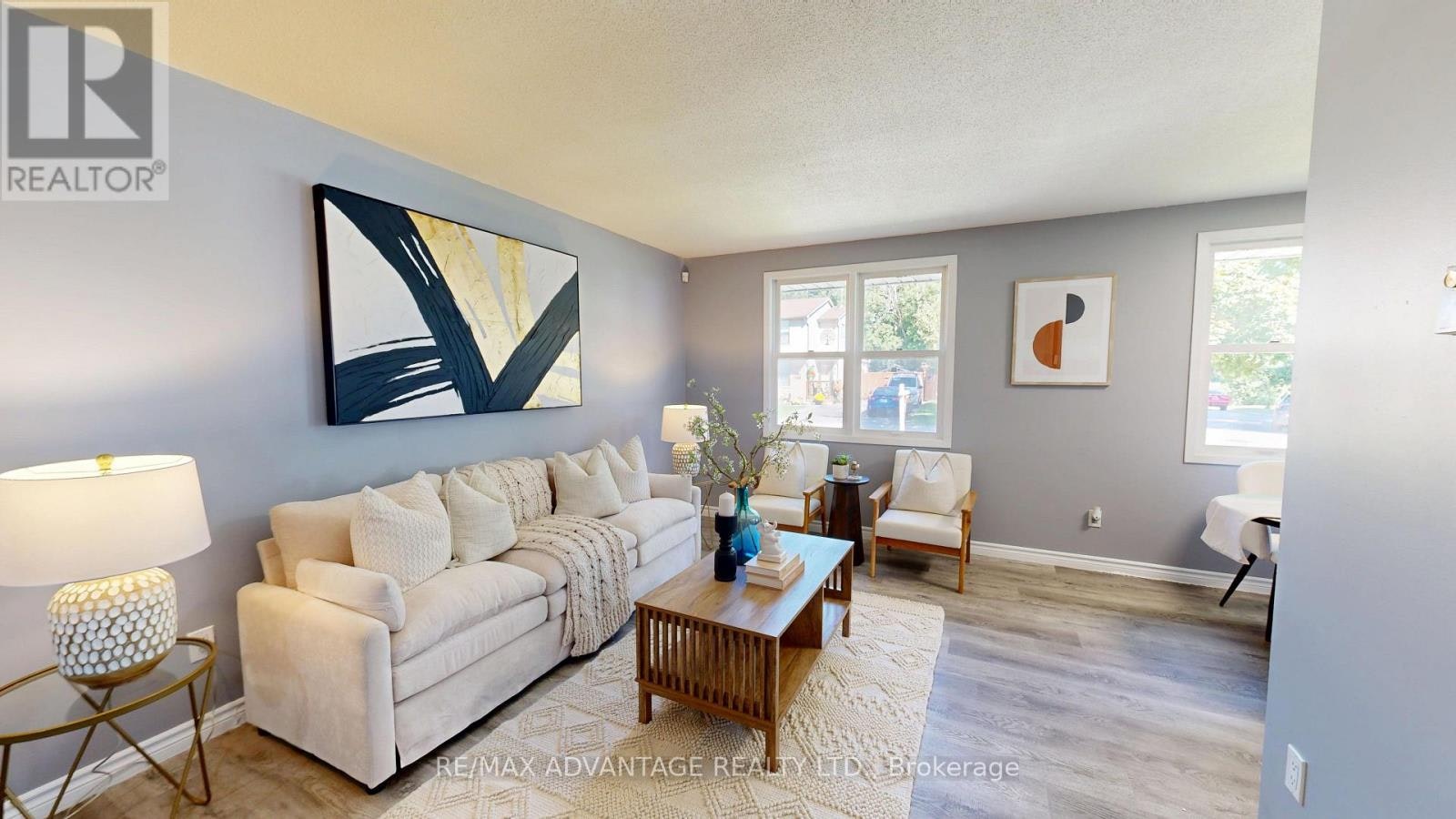9 Camelot Crescent, London, ON, N5V 3L4