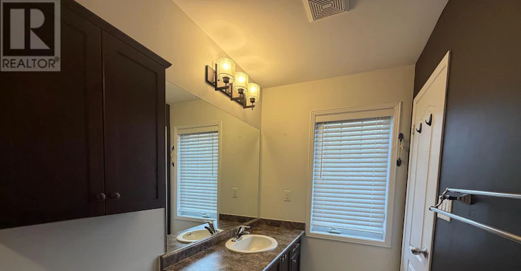 21 Summerside Avenue, Whitby, ON, L1R 0G3 - 13