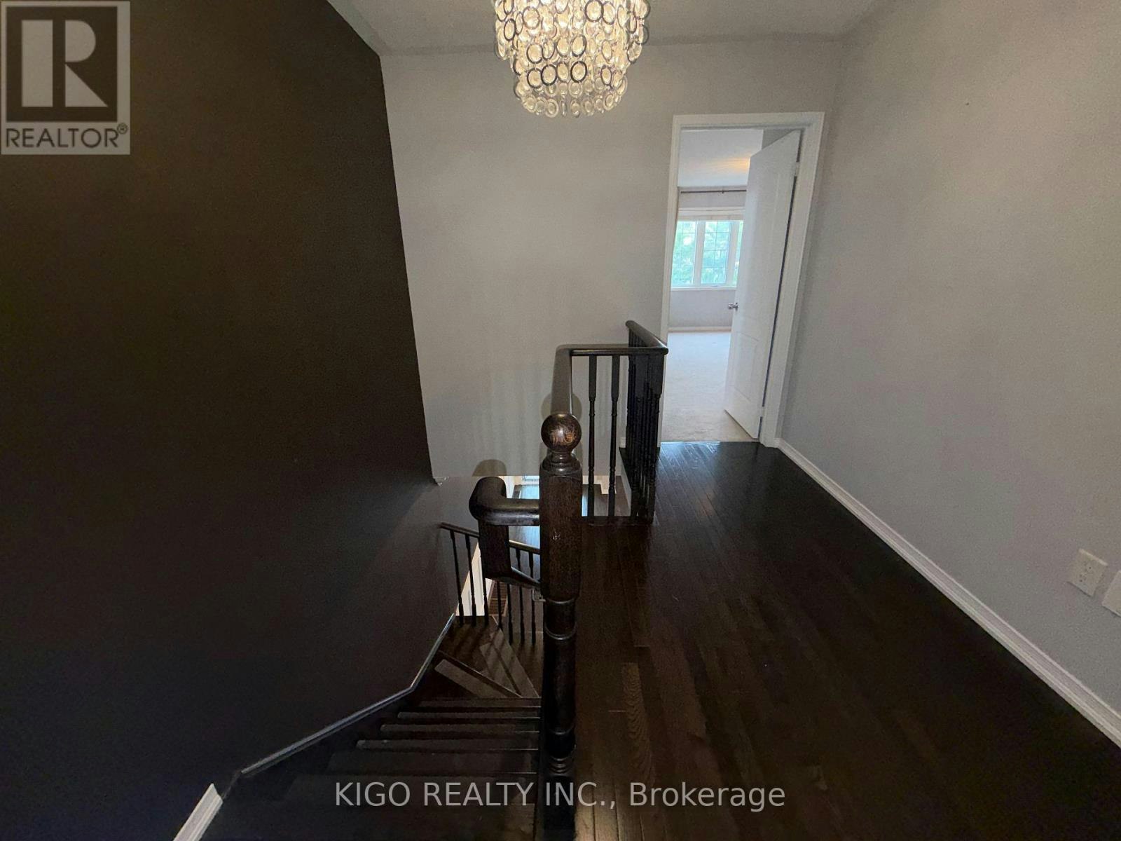 21 Summerside Avenue, Whitby, ON, L1R 0G3 - 9