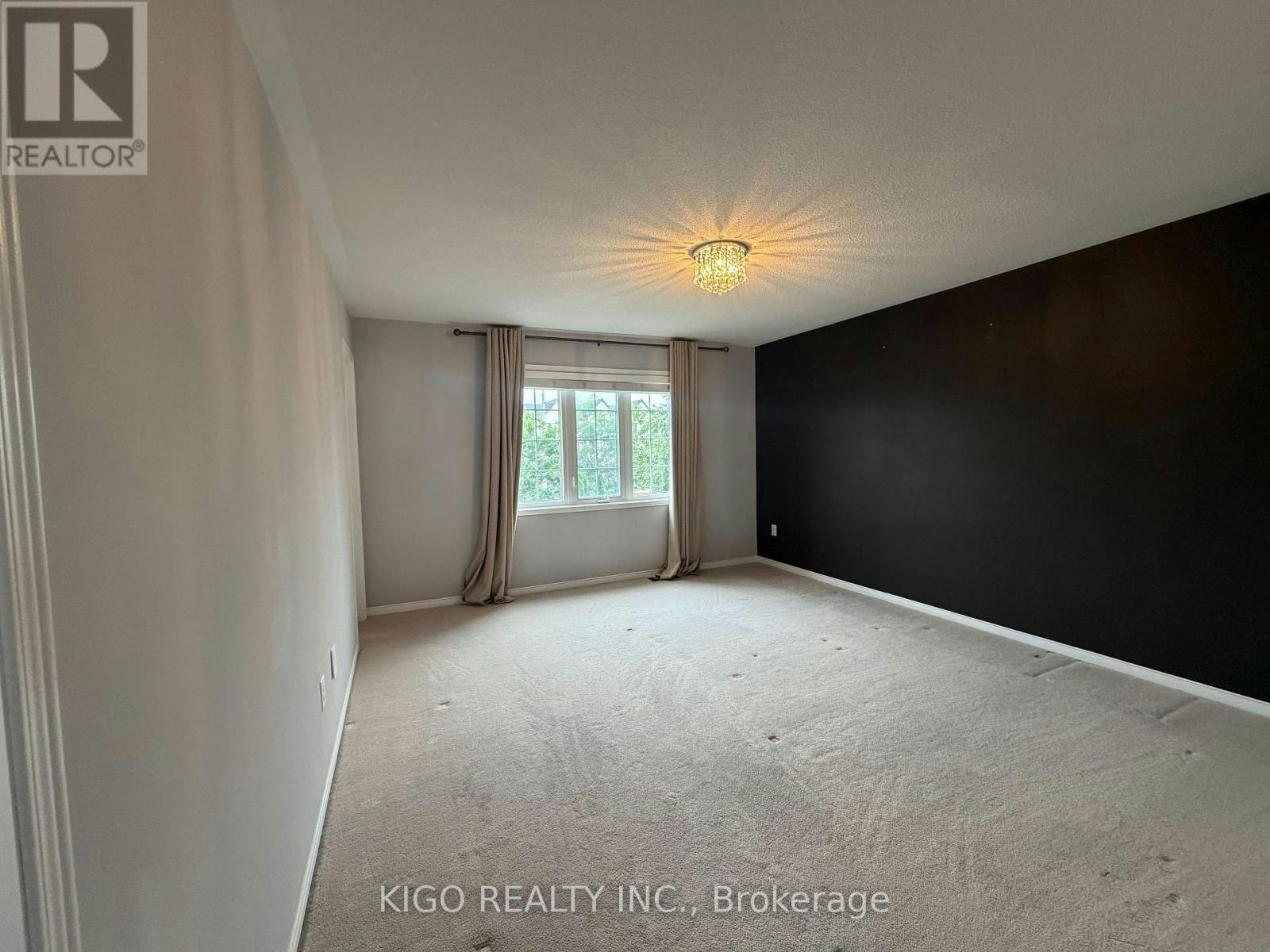 21 Summerside Avenue, Whitby, ON, L1R 0G3 - 10