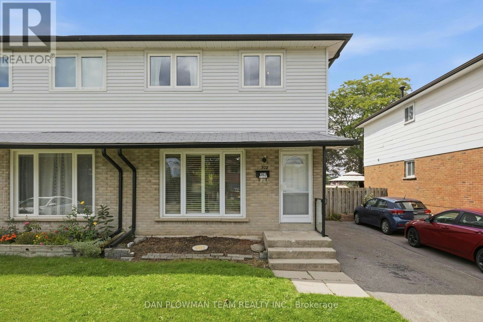 302 Vancouver Crescent, Oshawa, ON, L1J 5X9