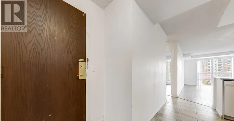 812-20 Olive Avenue, Toronto, ON, M2N 7G5 - 21