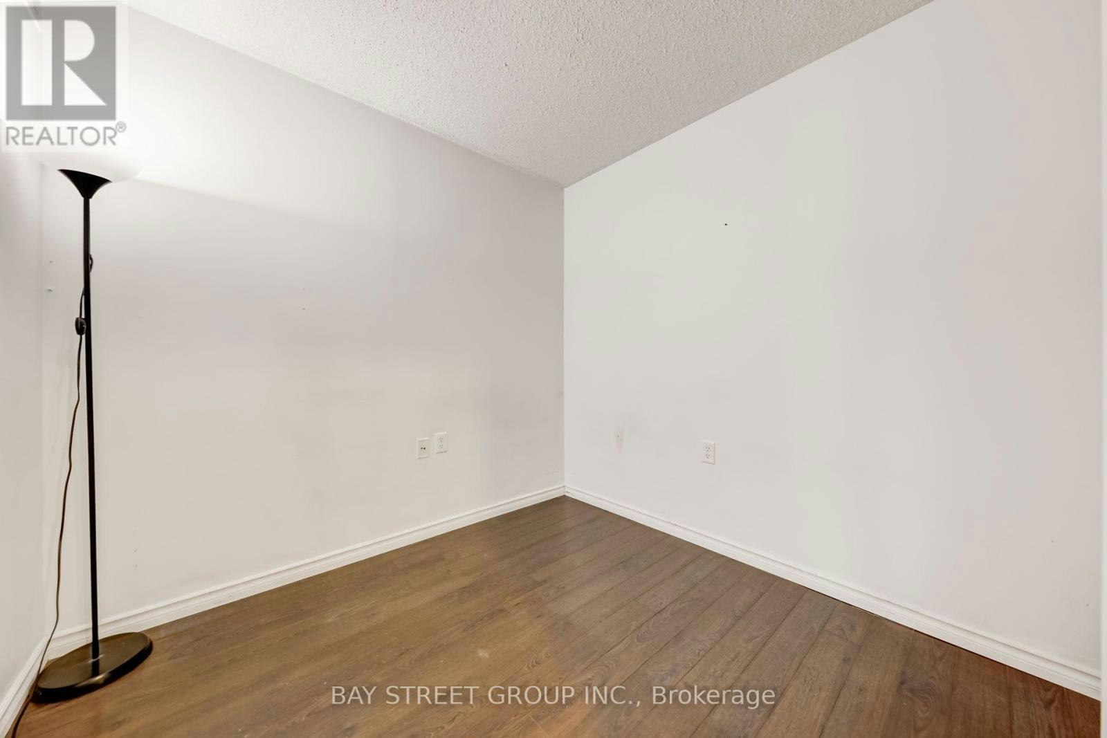 812-20 Olive Avenue, Toronto, ON, M2N 7G5 - 26