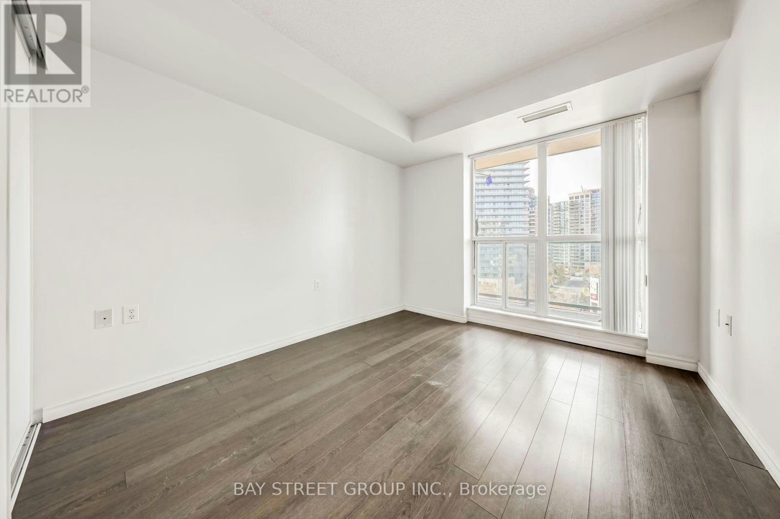 812-20 Olive Avenue, Toronto, ON, M2N 7G5 - 18