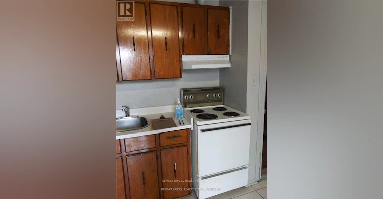 3-2863 Dundas Street W, Toronto, ON, M6P 1Y9 - 3