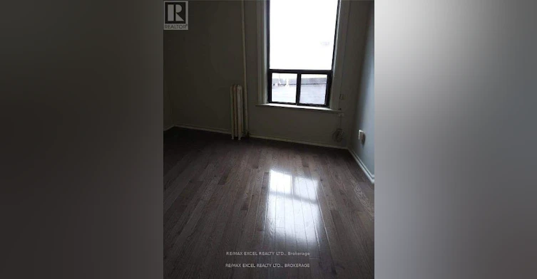 3-2863 Dundas Street W, Toronto, ON, M6P 1Y9 - 2
