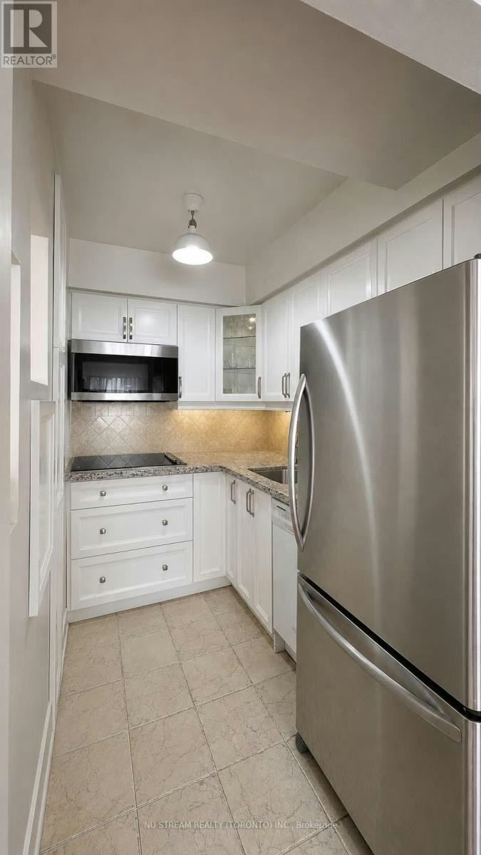 MAIN - 4-75 Upper Canada Drive, Toronto, ON, M2P 2A2 - 3
