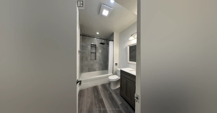 MAIN - 4-75 Upper Canada Drive, Toronto, ON, M2P 2A2 - 6