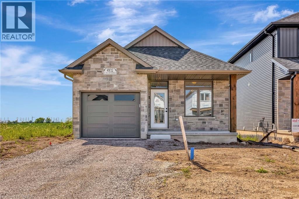 227 Lafayette Street E, Cayuga, ON, N0A 1J0