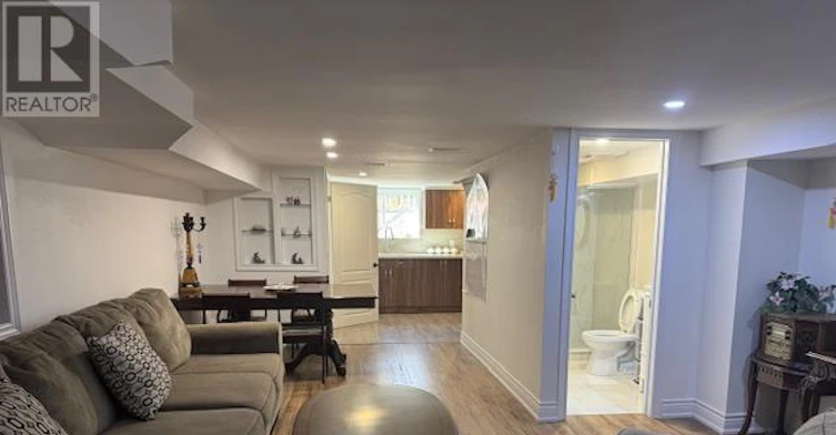 B1-66 Shilton Road, Toronto, ON, M1S 2J7 - 4