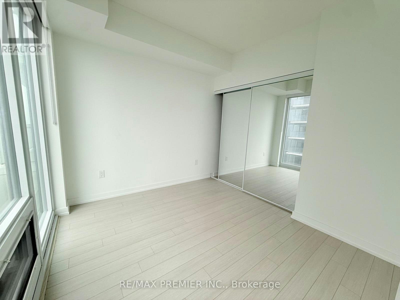 2116-4010 Eglinton Avenue W, Toronto, ON, M9A 0G5 - 10