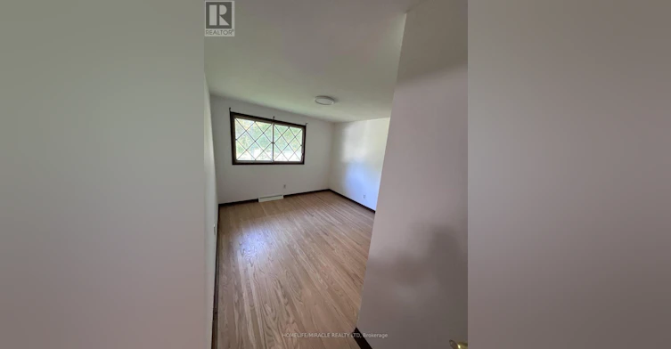 6511 Dorchester Road, Niagara Falls, ON, L2G 5T6 - 5