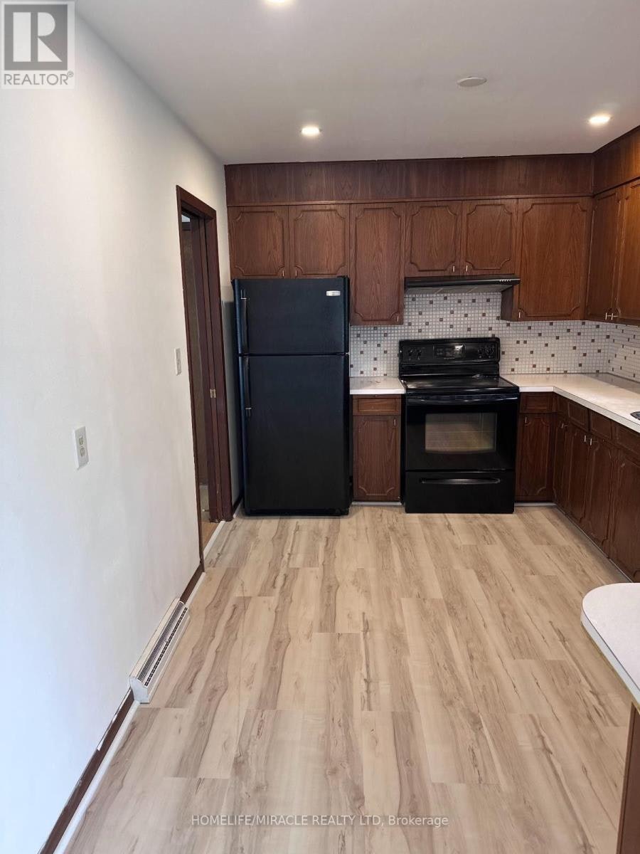 6511 Dorchester Road, Niagara Falls, ON, L2G 5T6 - 2