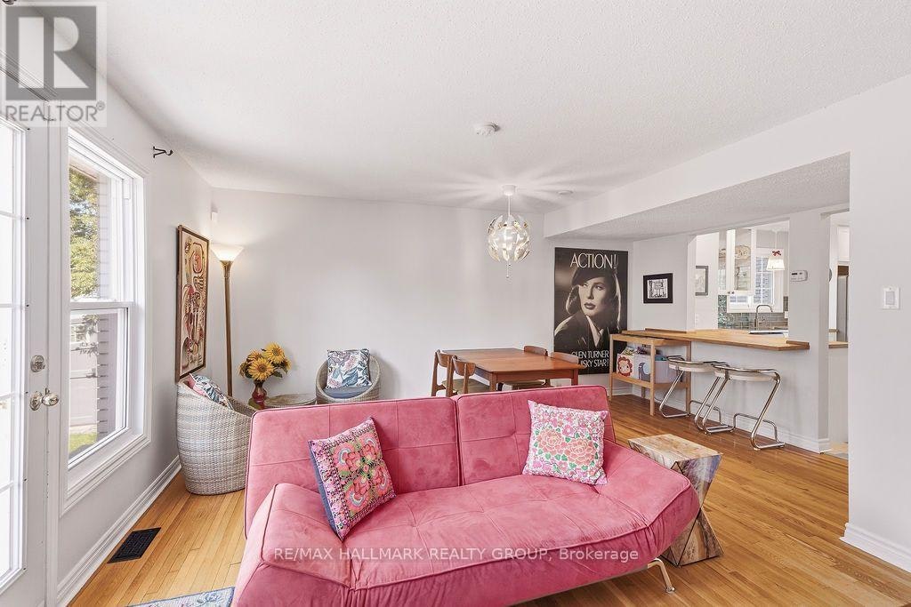 295 Beechgrove Avenue, Ottawa, ON, K1Z 6R4 - 14