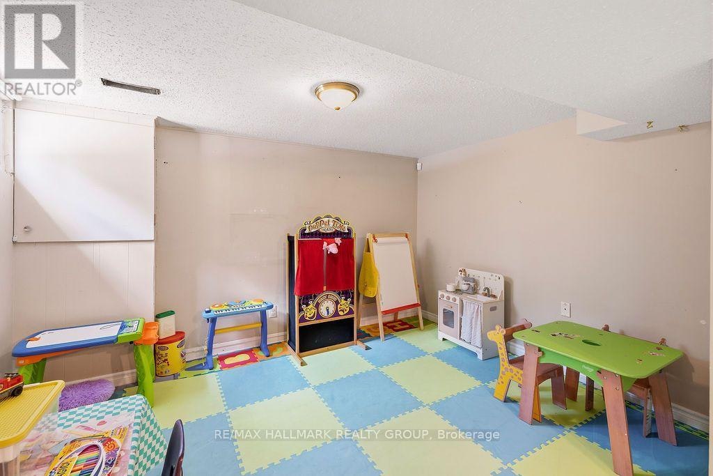 295 Beechgrove Avenue, Ottawa, ON, K1Z 6R4 - 29