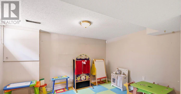 295 Beechgrove Avenue, Ottawa, ON, K1Z 6R4 - 29