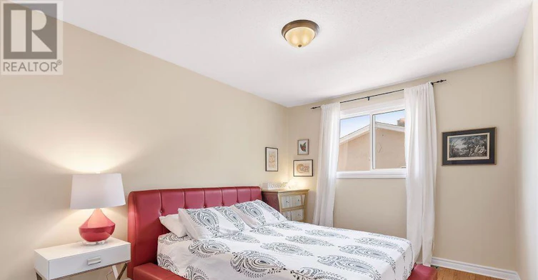 295 Beechgrove Avenue, Ottawa, ON, K1Z 6R4 - 19