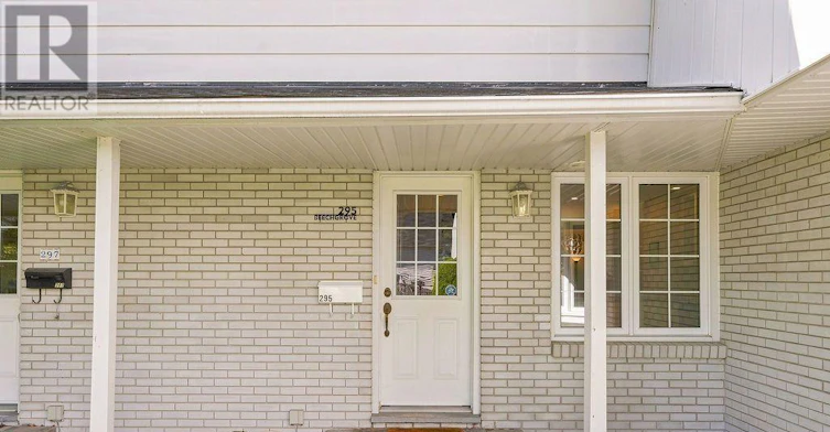 295 Beechgrove Avenue, Ottawa, ON, K1Z 6R4 - 2