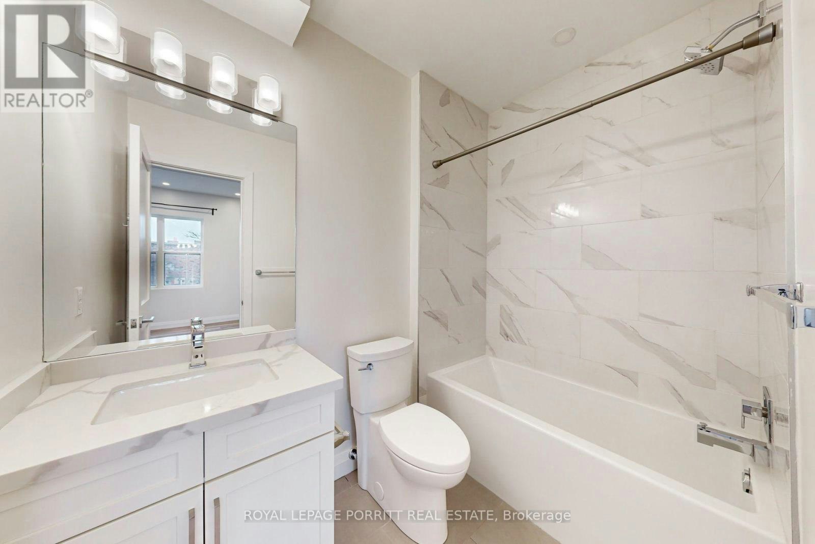 3-254 Armadale Avenue, Toronto, ON, M6S 3K4 - 26